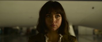 Movie still from “The Gray Man” (2022), directed by Joe Russo – Close Up shot, Low angle