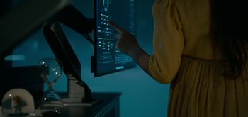 Movie still from “The Midnight Sky” (2020), directed by George Clooney – A person pointing at a computer screen; Extreme Close Up shot, Over the shoulder angle