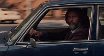 Movie still from “The Squid and the Whale” (2005), directed by Noah Baumbach – Medium shot, Over the shoulder angle