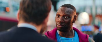 Movie still from “The Takedown” (2022), directed by Louis Leterrier – Close Up shot, Over the shoulder angle