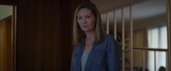 Movie still from “Room” (2015), directed by Lenny Abrahamson – A person with long hair; Medium shot, Over the shoulder angle