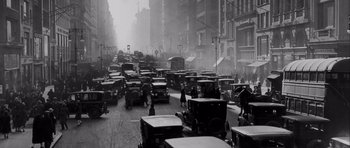 Movie still from “Seabiscuit” (2003), directed by Gary Ross – Extreme Wide shot, High angle