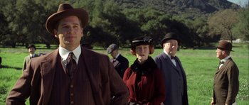 Movie still from “Seabiscuit” (2003), directed by Gary Ross – Medium shot, Low angle