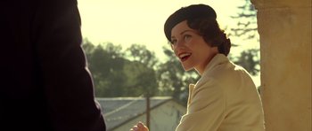 Movie still from “Seabiscuit” (2003), directed by Gary Ross – Close Up shot, Over the shoulder angle