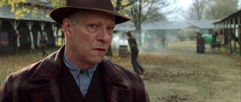 Movie still from “Seabiscuit” (2003), directed by Gary Ross – Close Up shot, Over the shoulder angle