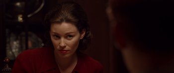 Movie still from “Seabiscuit” (2003), directed by Gary Ross – Close Up shot, Over the shoulder angle