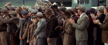 Movie still from “Seabiscuit” (2003), directed by Gary Ross – Medium shot, High angle