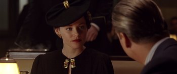 Movie still from “Seabiscuit” (2003), directed by Gary Ross – Close Up shot, Over the shoulder angle