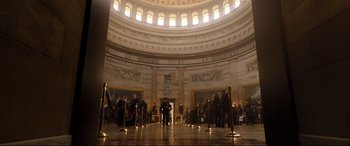 Movie still from “White House Down” (2013), directed by Roland Emmerich – A group of people standing in front of a rotunda; Extreme Wide shot, Low angle
