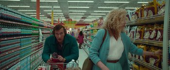 Movie still from “White Noise” (2022), directed by Noah Baumbach – Medium shot, Over the shoulder angle