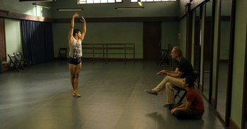 Movie still from “Yeh Ballet” (2020), directed by Sooni Taraporevala – Wide shot, Over the shoulder angle