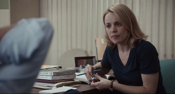 Movie still from “Spotlight” (2015), directed by Tom McCarthy – Medium shot, Over the shoulder angle