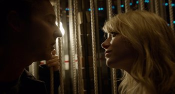 Movie still from “Birdman or (The Unexpected Virtue of Ignorance)” (2014), directed by Alejandro G. Iñárritu – A man and a woman face to face in front of ropes; Close Up shot, Low angle