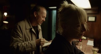 Movie still from “Birdman or (The Unexpected Virtue of Ignorance)” (2014), directed by Alejandro G. Iñárritu – A man and a woman are looking at each other; Close Up shot, Low angle