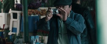 Movie still from “Body of Lies” (2008), directed by Ridley Scott – Close Up shot, Over the shoulder angle