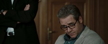 Movie still from “Body of Lies” (2008), directed by Ridley Scott – Close Up shot, Over the shoulder angle