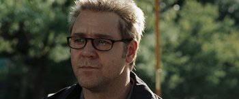 Movie still from “Body of Lies” (2008), directed by Ridley Scott – Close Up shot, Over the shoulder angle