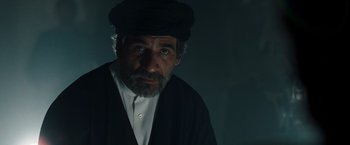 Movie still from “Body of Lies” (2008), directed by Ridley Scott – Close Up shot, Low angle