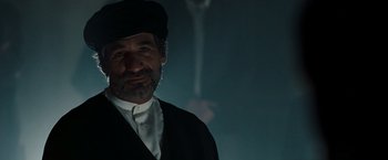 Movie still from “Body of Lies” (2008), directed by Ridley Scott – Close Up shot, Over the shoulder angle