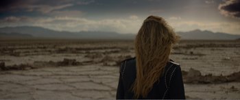 Movie still from “The Neon Demon” (2016), directed by Nicolas Winding Refn – Close Up shot, Over the shoulder angle