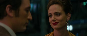 Movie still from “The Offer” (2022), directed by Dexter Fletcher – A person wearing a yellow shirt; Close Up shot, Over the shoulder angle