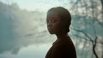 Movie still from “The Underground Railroad” (2021), directed by Barry Jenkins – Medium shot, Over the shoulder angle