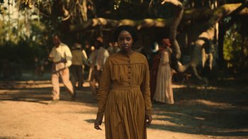 Movie still from “The Underground Railroad” (2021), directed by Barry Jenkins – Medium shot, Over the shoulder angle