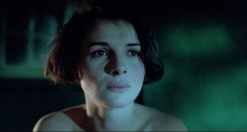 Movie still from “Three Colors: Blue” (1993), directed by Krzysztof Kieslowski – Close Up shot, Low angle
