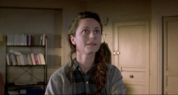 Movie still from “Three Colors: Blue” (1993), directed by Krzysztof Kieslowski – Close Up shot, Low angle