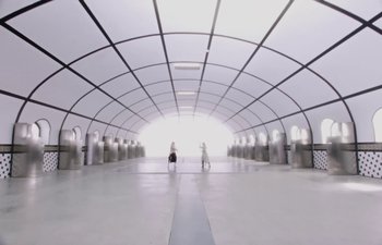 Movie still from “Björk, Rosalía - Oral” (2023), directed by Carlota Guerrero – Extreme Wide shot, Low angle