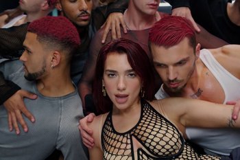 Movie still from “Dua Lipa - Houdini” (2023), directed by Manu Cossu – Close Up shot, Overhead angle