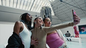 Movie still from “Audrey Nuna - Locket” (2023), directed by Valentin Petit – Medium shot, Overhead angle