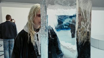 Movie still from “Audrey Nuna - Locket” (2023), directed by Valentin Petit – Medium shot, Over the shoulder angle