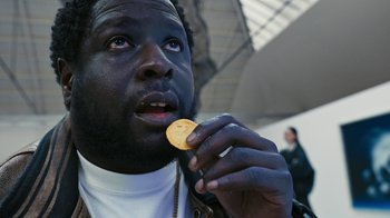 Movie still from “Audrey Nuna - Locket” (2023), directed by Valentin Petit – Close Up shot, Overhead angle