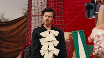 Movie still from “Harry Styles - Daylight” (2023), directed by Tanu Muiño – Medium shot, Over the shoulder angle