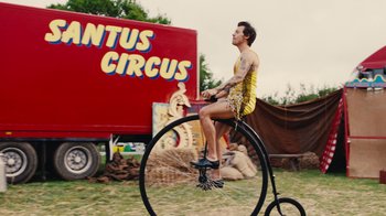 Movie still from “Harry Styles - Daylight” (2023), directed by Tanu Muiño – Wide shot, Over the shoulder angle