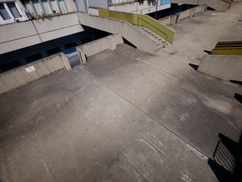 Movie still from “Paul Kalkbrenner - Schwer” (2023), directed by Jovan Todorović – Extreme Wide shot, Overhead angle