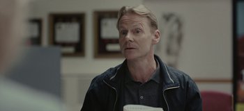 Movie still from “Squid - The Blades” (2023), directed by Kasper Häggström – Close Up shot, Over the shoulder angle