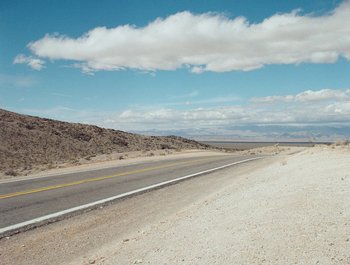 Movie still from “Jesse - Rainbow” (2023), directed by Ramez Silyan – Extreme Wide shot, High angle