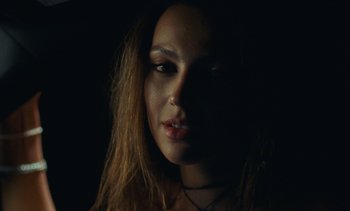 Movie still from “The Kid LAROI - …Growing Up” (2023), directed by Ramez Silyan – Close Up shot, Low angle