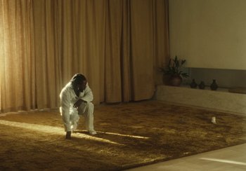 Movie still from “Kendrick Lamar - Rich Spirit” (2022), directed by Calmatic – Wide shot, High angle
