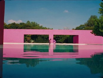Movie still from “Elton John, Britney Spears - Hold Me Closer” (2022), directed by Tanu Muiño – Extreme Wide shot, High angle