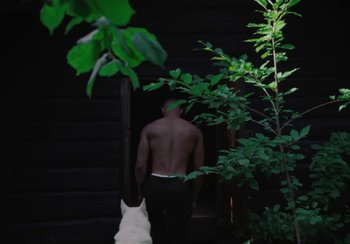 Movie still from “Shygirl - Shlut” (2022), directed by Diana Kunst – Medium shot, Over the shoulder angle