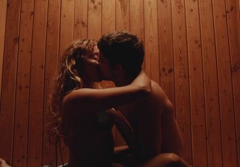 Movie still from “Lila Drew - Bad Juice” (2022), directed by Vincent Haycock – Medium shot, High angle