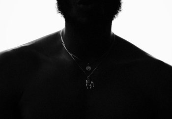 Movie still from “Maxo - 48” (2022), directed by Vincent Haycock – Extreme Close Up shot, Low angle