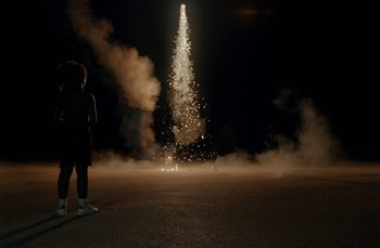 Movie still from “MorMor - Far Apart” (2022), directed by Camille Summers-Valli – Extreme Wide shot, Low angle