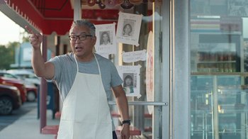 Movie still from “Glaive - Minnesota” (2022), directed by Ramez Silyan – Medium shot, Over the shoulder angle