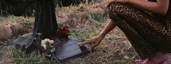 Movie still from “Jesse Jo Stark - So Bad” (2022), directed by Ramez Silyan – Close Up shot, High angle