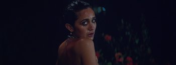 Movie still from “Jesse Jo Stark - So Bad” (2022), directed by Ramez Silyan – Close Up shot, Low angle