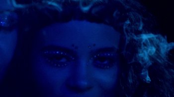 Movie still from “Pendant - Static Dream” (2022), directed by Ramez Silyan – Extreme Close Up shot, Overhead angle